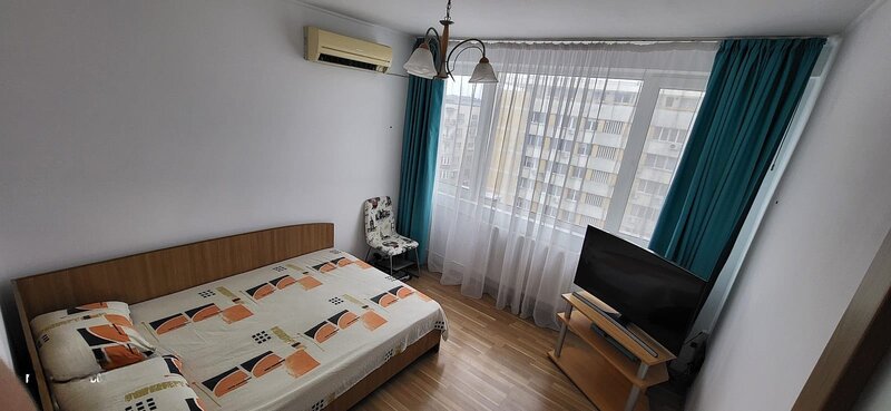 Iancului, apartament 3 camere 65 mp, la 3 minute de metrou, etaj 9/10